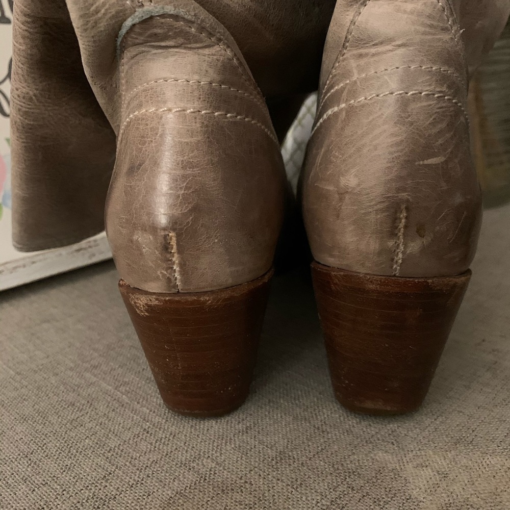 Frye mid calf boots size 6 taupe - Picture 4 of 7